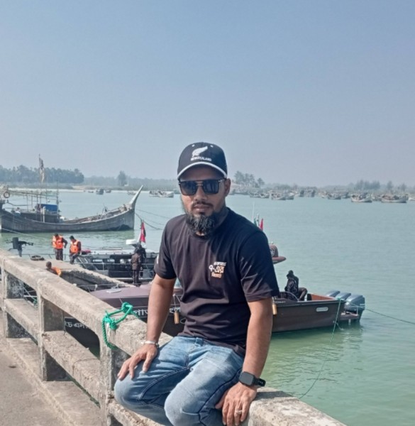 Alamgir Hossain, 31, Quanwan
