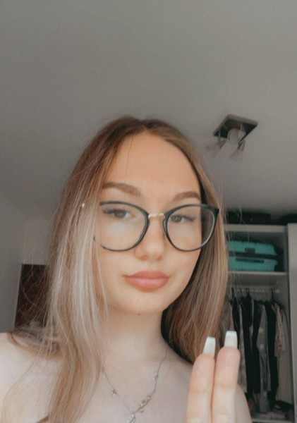 Aish, 31, Eyvanekey