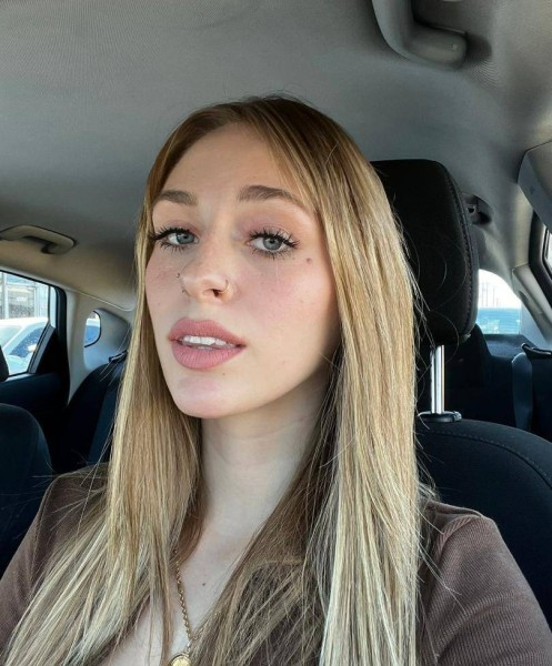 Claire, 32, Temperley