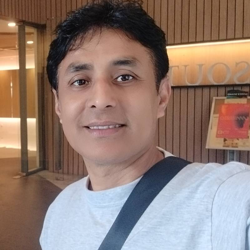 Anu, 47, Yal