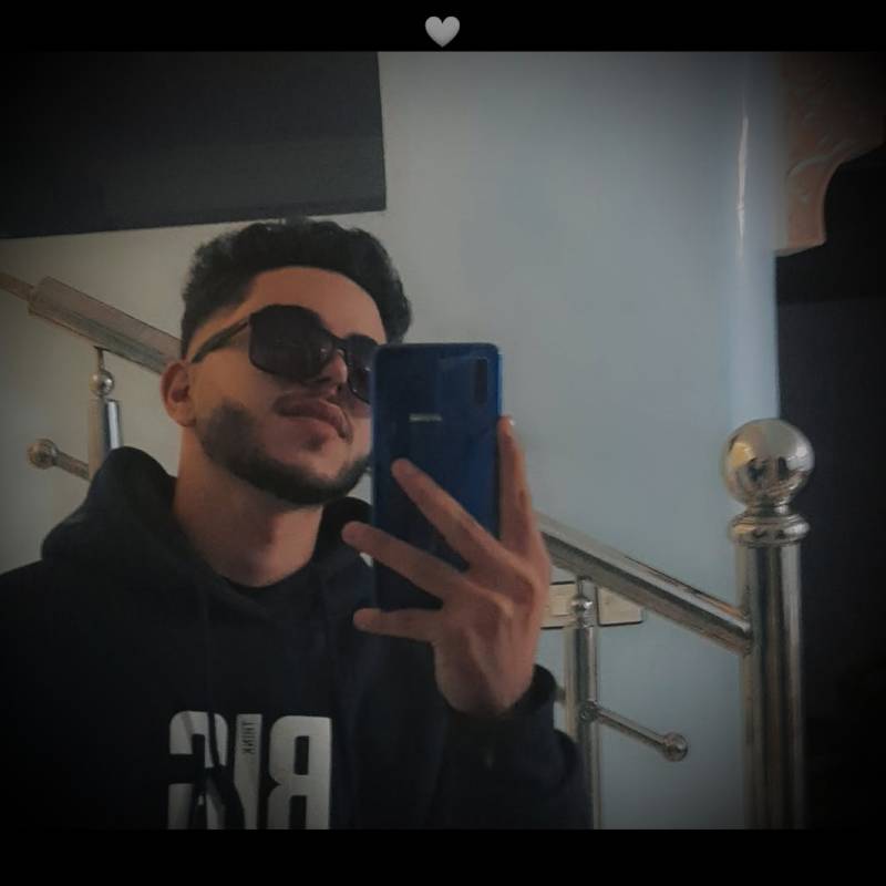 Uzarseveen17968 dating