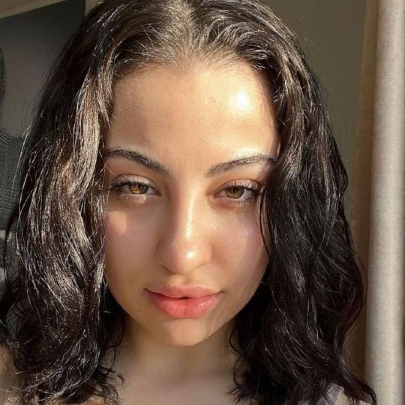 Charlotte25968 dating