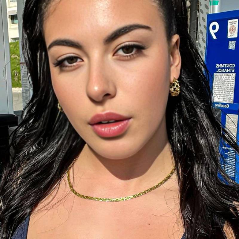 Rechealkey24572 dating