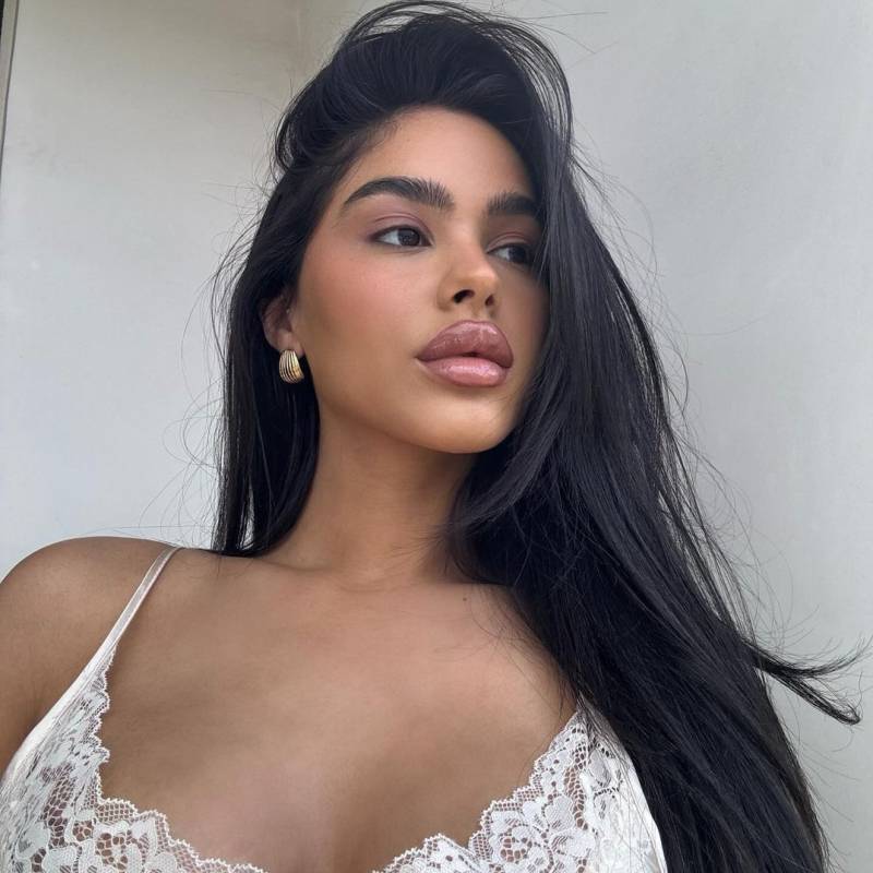 Amayalia21383 dating