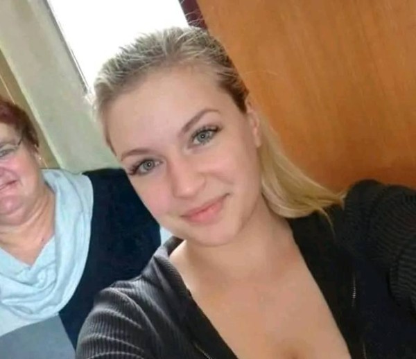 AnitaKelly73359 dating