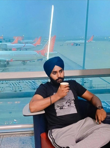 Arvinder61300 dating