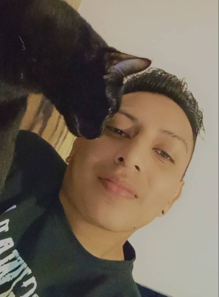 Mauricio91125 dating