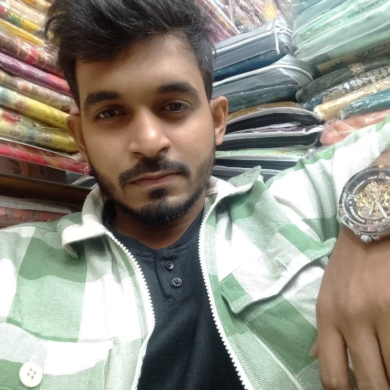 Ariyan80559 dating