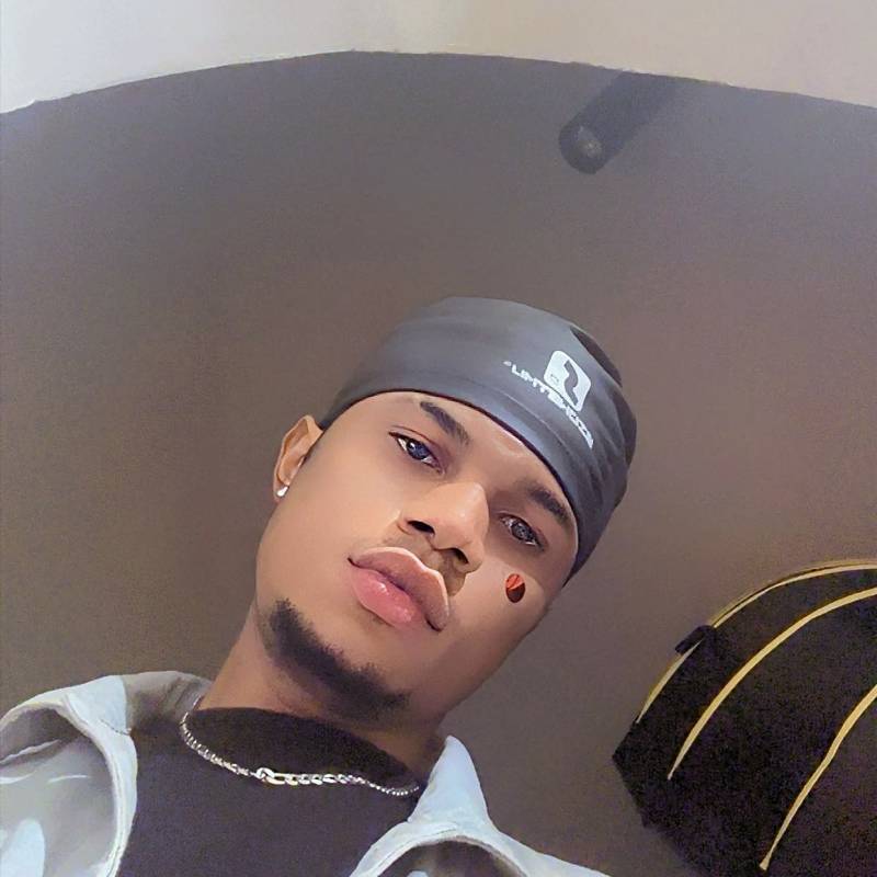 KELVIN34830 dating